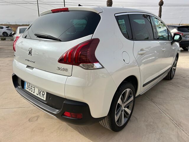 PEUGEOT 3008 ALLURE 1.6 BLUE HDI AUTO SPANISH LHD IN SPAIN 117K SUPERB 2015
